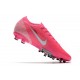 Botas Nike Mercurial Vapor 13 Elite AG-PRO x Mbappé Rosa Blanco Negro