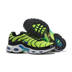 Nike Air Max Plus QS Zapatilla de Deporte Verde Negro