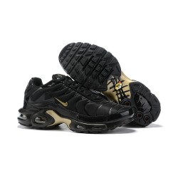 Nike Air Max Plus QS Zapatilla de Deporte Negro Oro