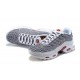 Nike Air Max Plus QS Zapatilla de Deporte Gris Rojo