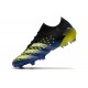 Botas fútbol Predator Freak.1 Low FG Azul Negro Blanco Amarillo Solar